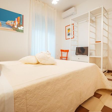 La Casa Di Vittoria Apartment Sea View - Housea Поліньяно-а-Маре Екстер'єр фото